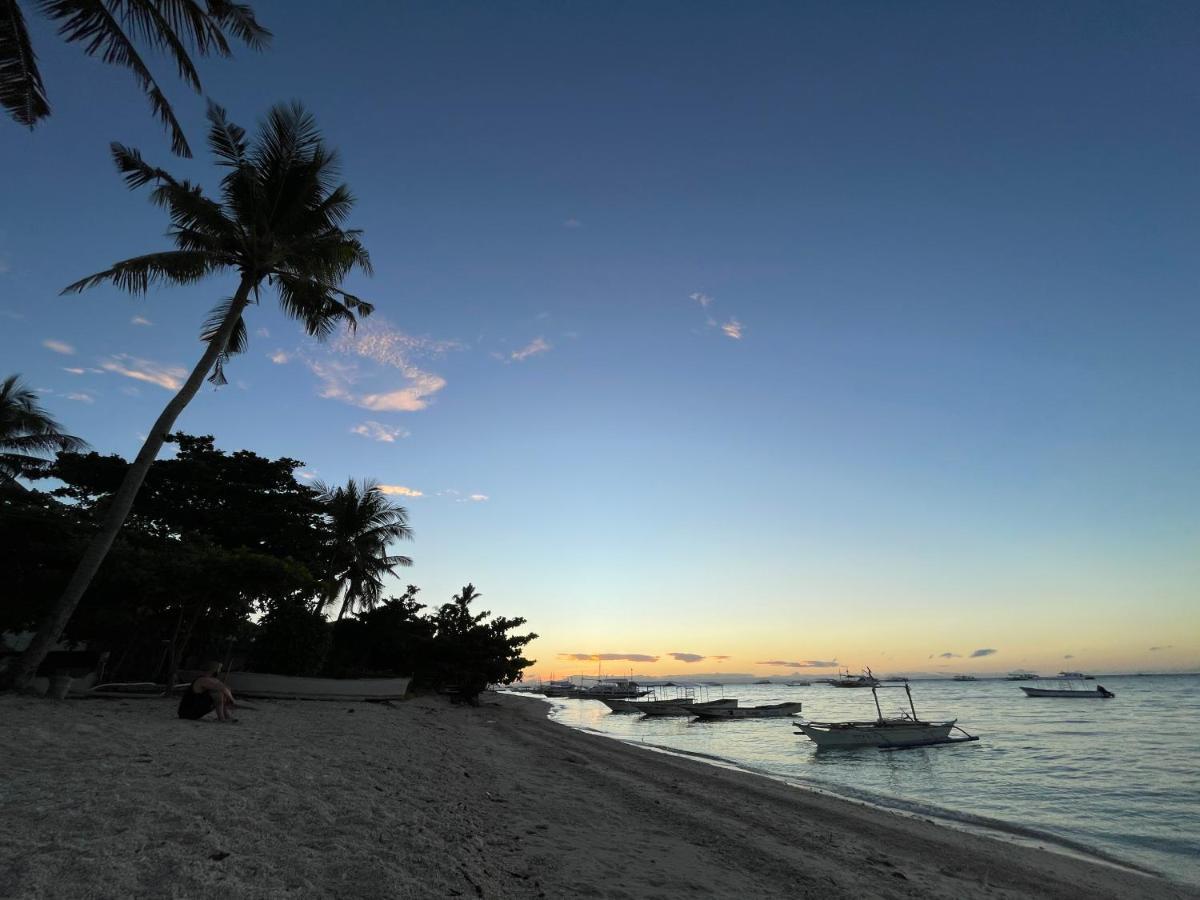 Tribal Huts Community Hostel Daanbantayan ภายนอก รูปภาพ