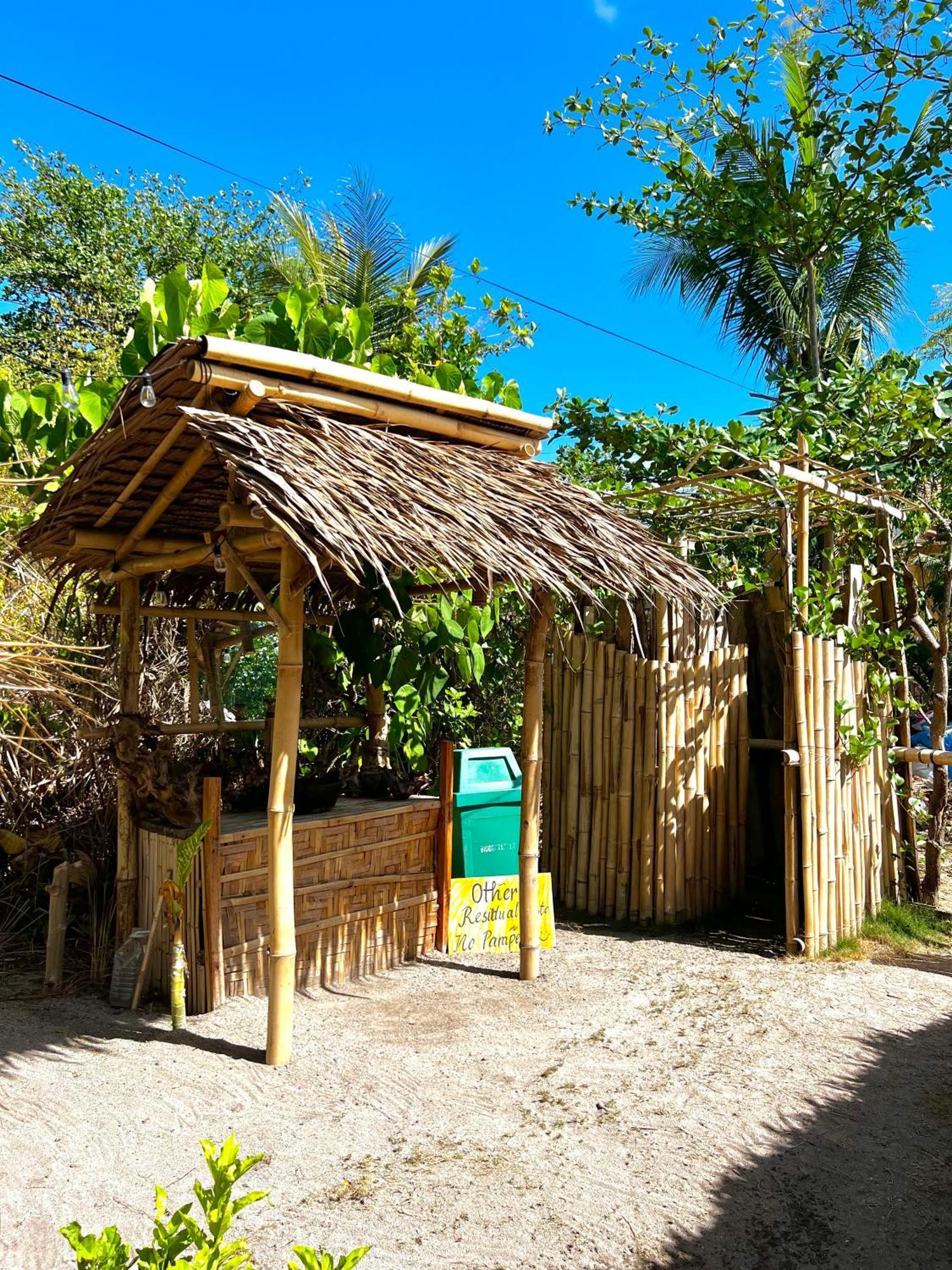 Tribal Huts Community Hostel Daanbantayan ภายนอก รูปภาพ
