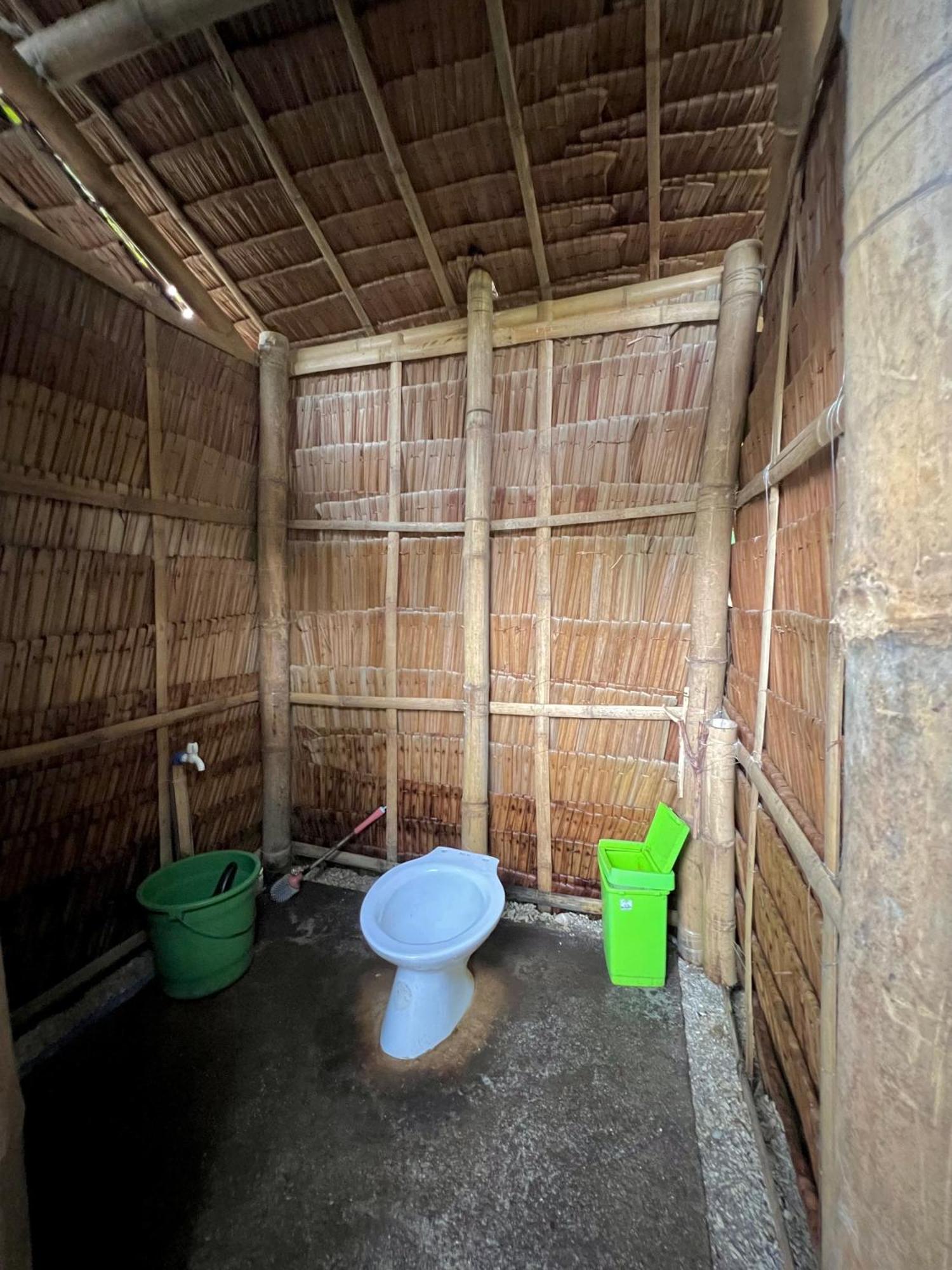Tribal Huts Community Hostel Daanbantayan ห้อง รูปภาพ